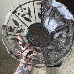 Large Decorative Glass/Metal Bowl